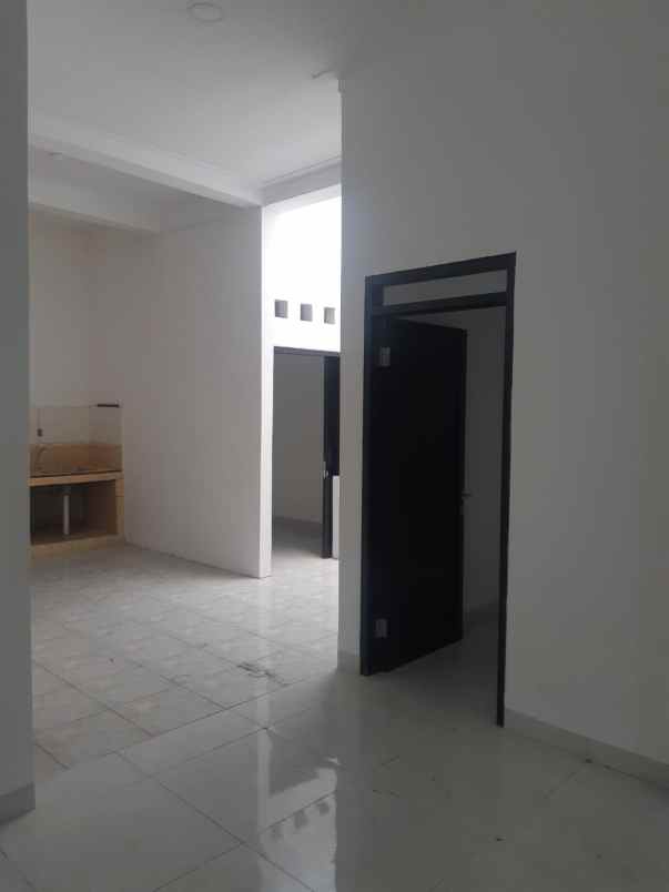 dijual rumah jl rangkapan jaya baru