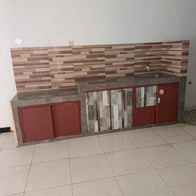 dijual rumah jl smp 5 windusara