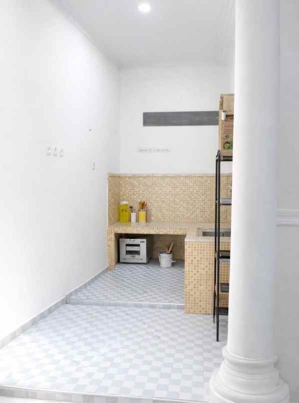 dijual rumah jl terusan mabes hankam