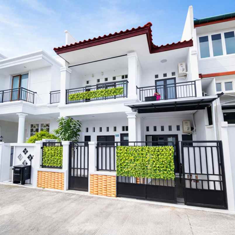 dijual rumah jl terusan mabes hankam