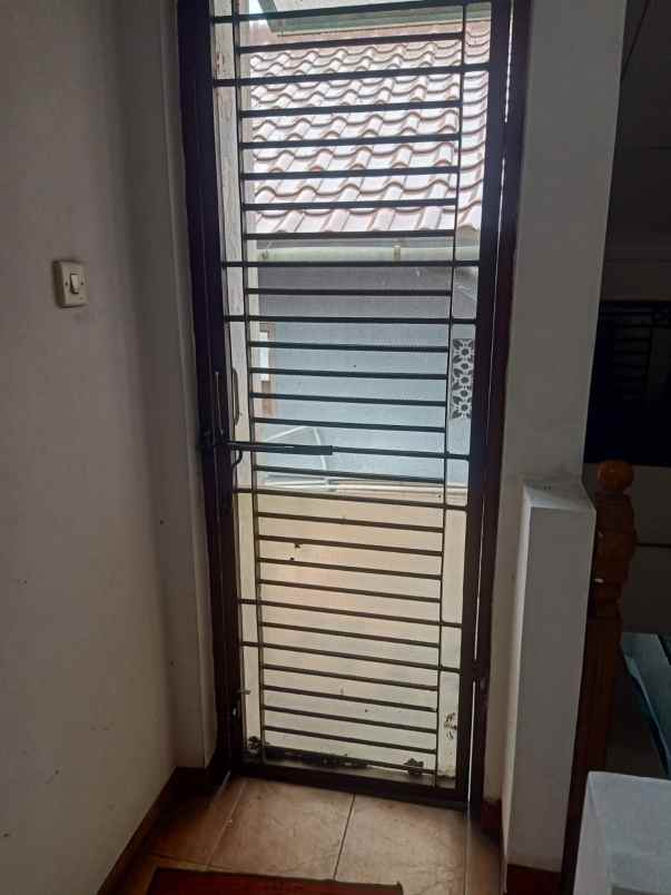 dijual rumah jl wustho raya duren sawit