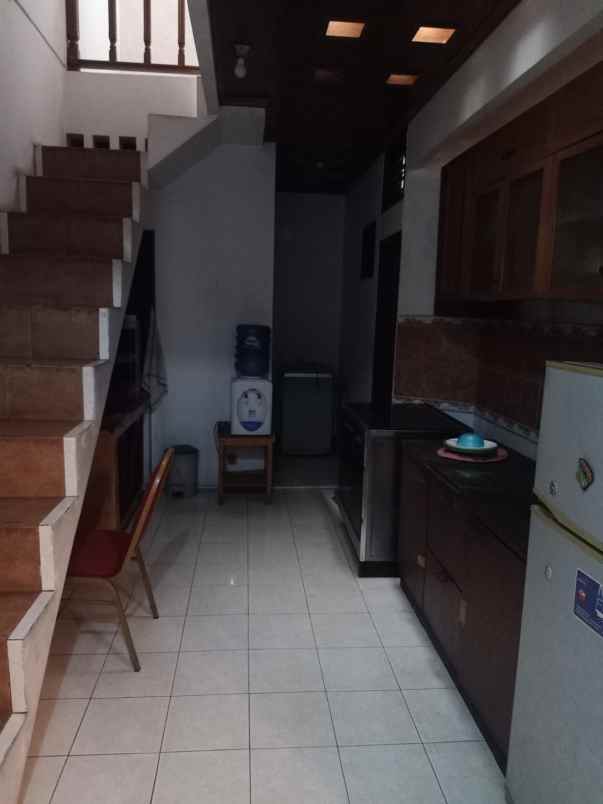 dijual rumah jl wustho raya duren sawit