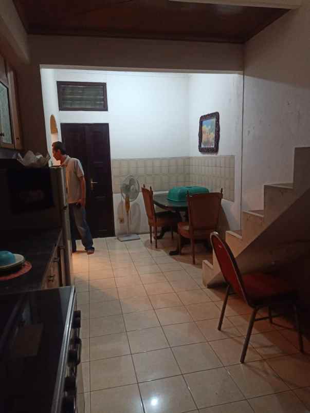 dijual rumah jl wustho raya duren sawit