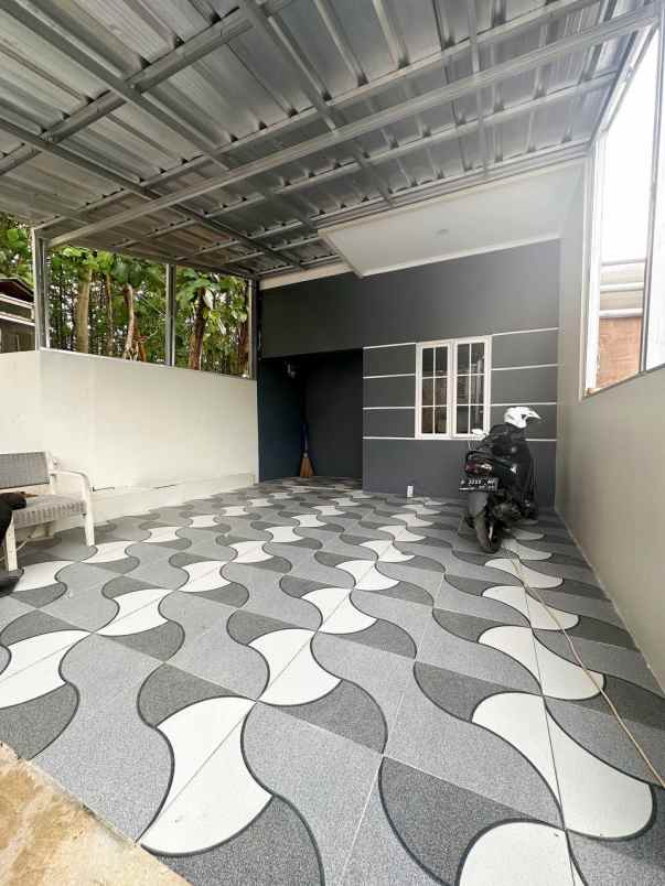 dijual rumah jln cijantung jakarta timur