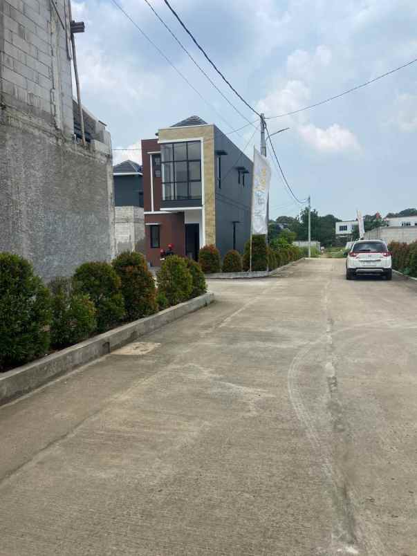 dijual rumah jln cikunir raya jakamulya