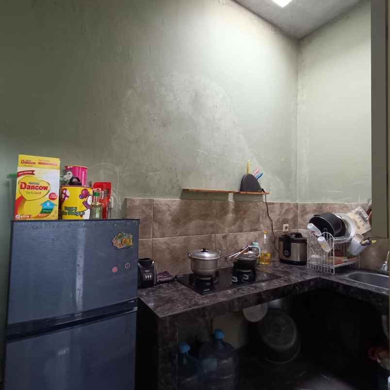 dijual rumah jln paus raya jati kramat