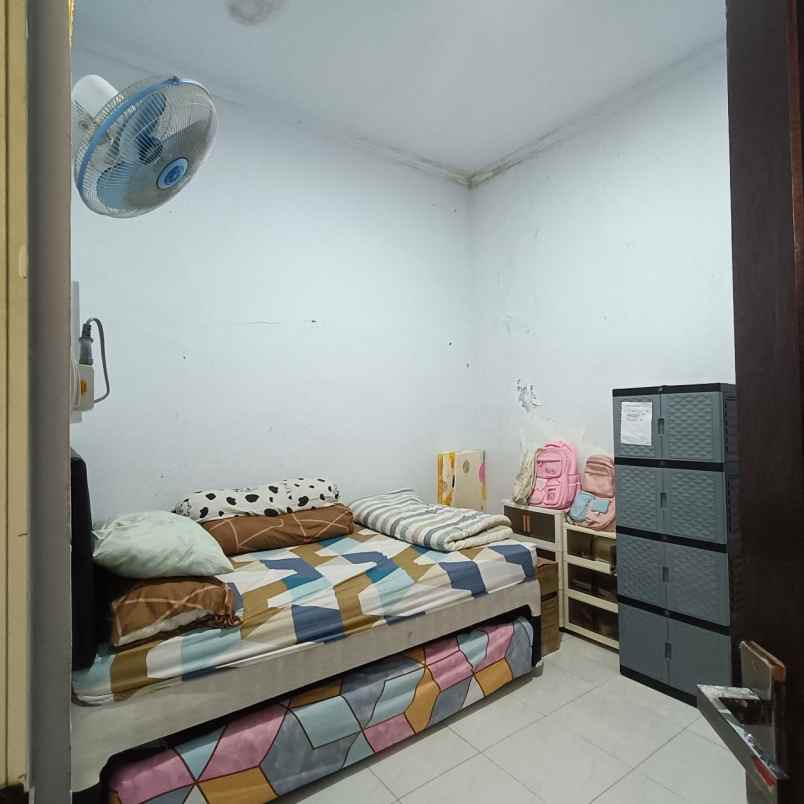 dijual rumah jln paus raya jati kramat