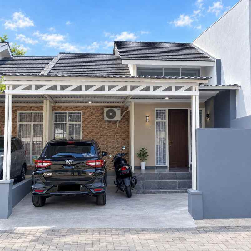 dijual rumah jln paus raya jati kramat