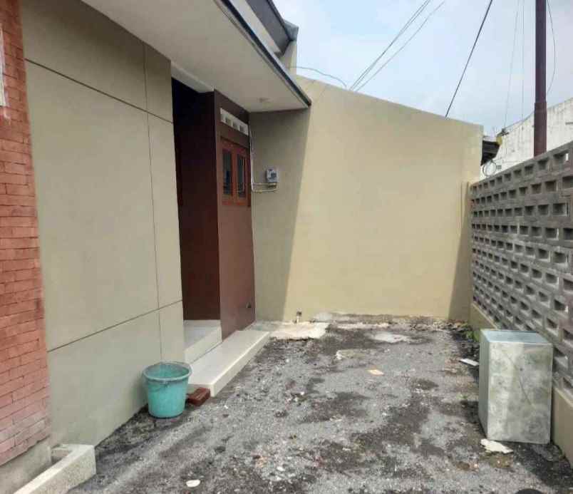 dijual rumah kalasan