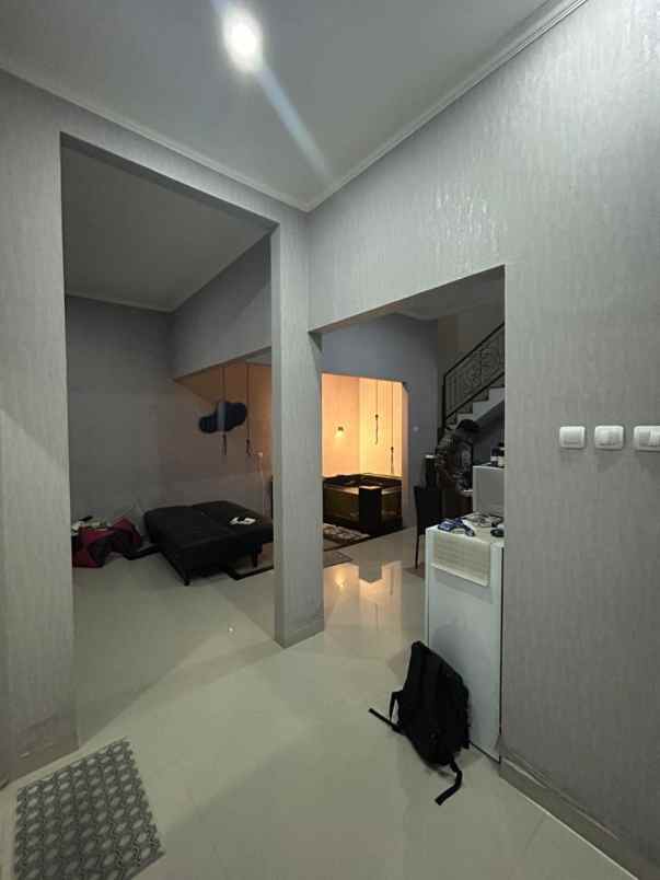 dijual rumah kalibaru cilodong depok