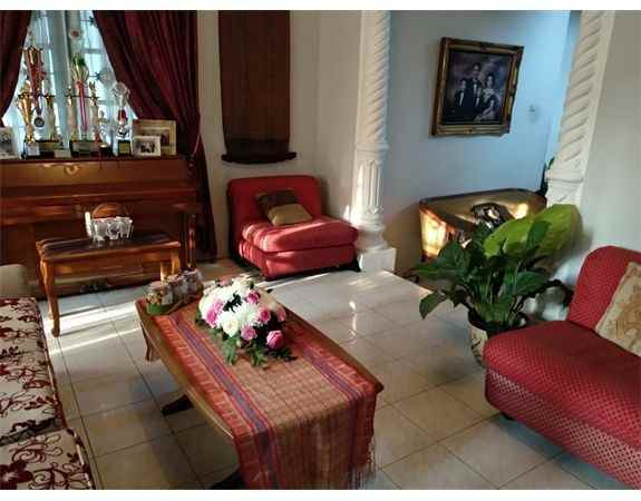 dijual rumah kalimalang