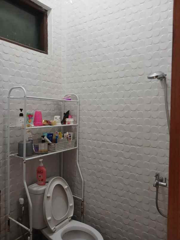 dijual rumah kalitirto