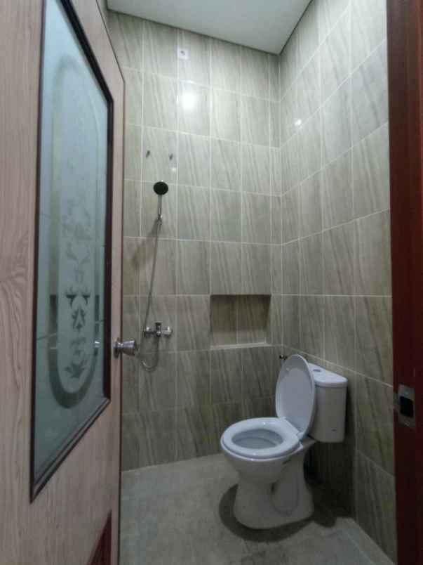 dijual rumah kaliurang km 12