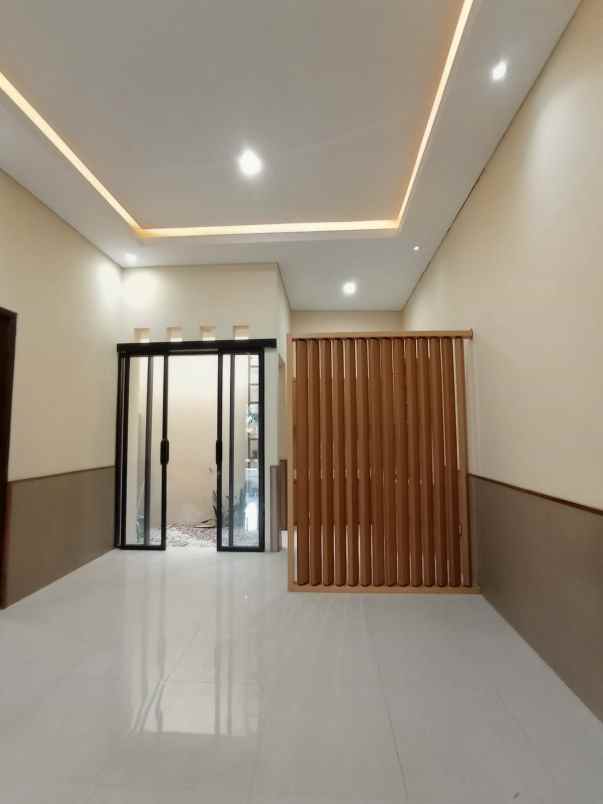 dijual rumah kaliurang km 12
