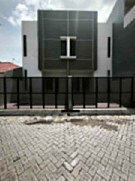 dijual rumah karang asem