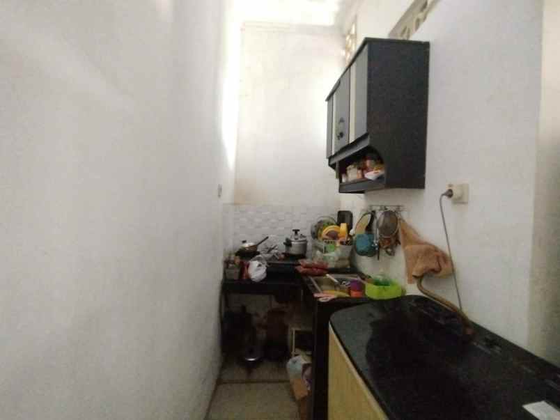 dijual rumah kayugede