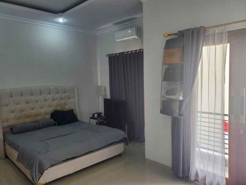 dijual rumah kebagusan