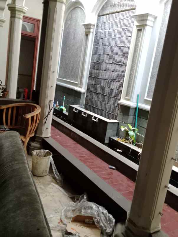 dijual rumah kebon kacang