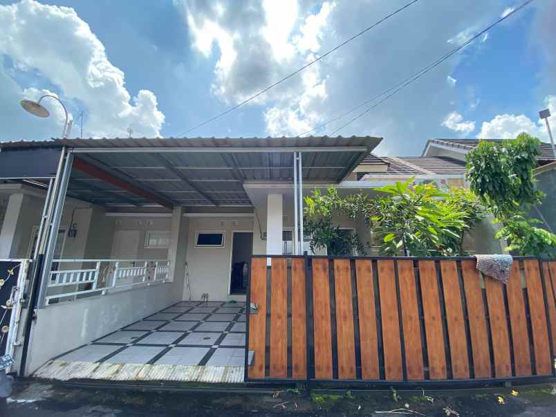 dijual rumah kebondalem kidul prambanan