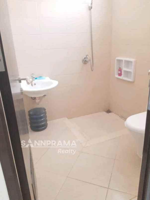 dijual rumah kedaung