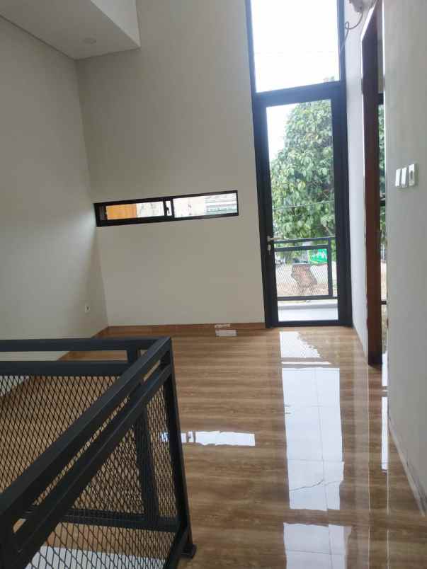 dijual rumah kedaung pamulang