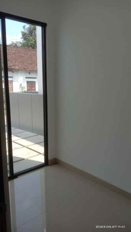 dijual rumah keren dekat sleman city hall