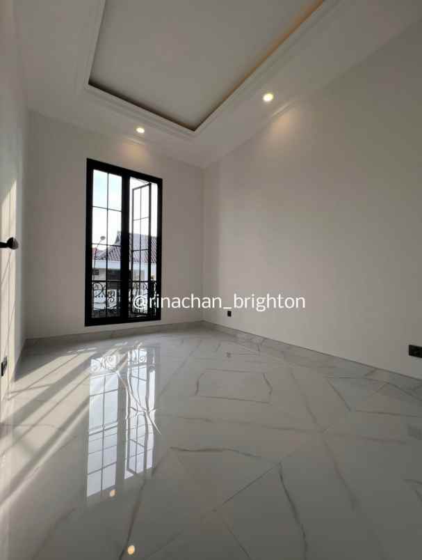 dijual rumah kertajaya indah