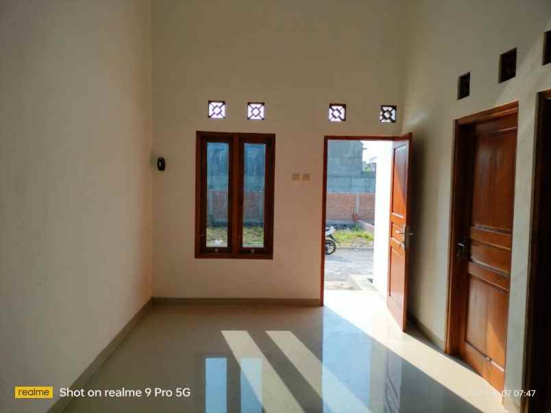dijual rumah kertonatan kartosuro