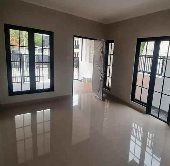 dijual rumah ketintang