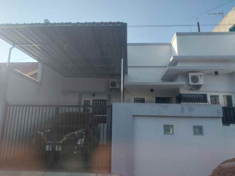 dijual rumah klampis harapan