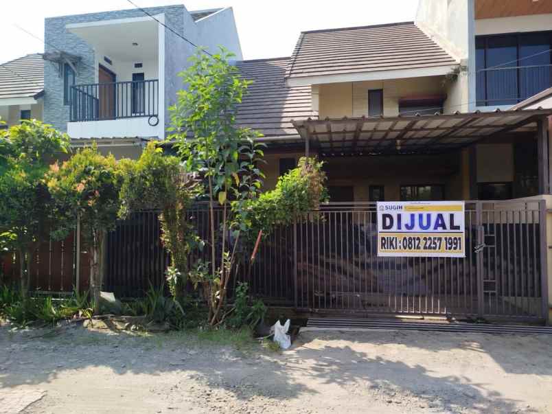 dijual rumah komplek baturaden techno