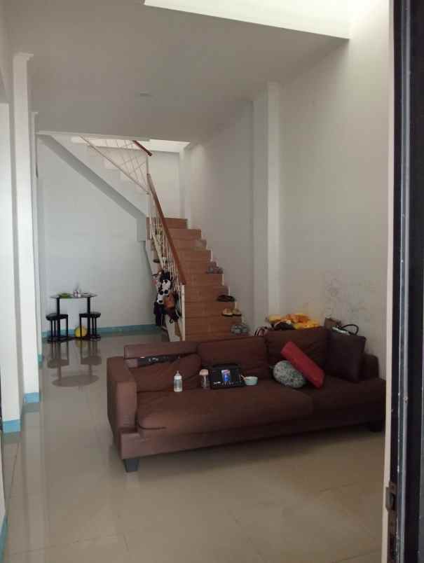 dijual rumah komplek baturaden techno
