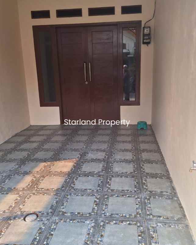 dijual rumah komplek deplu pondok aren