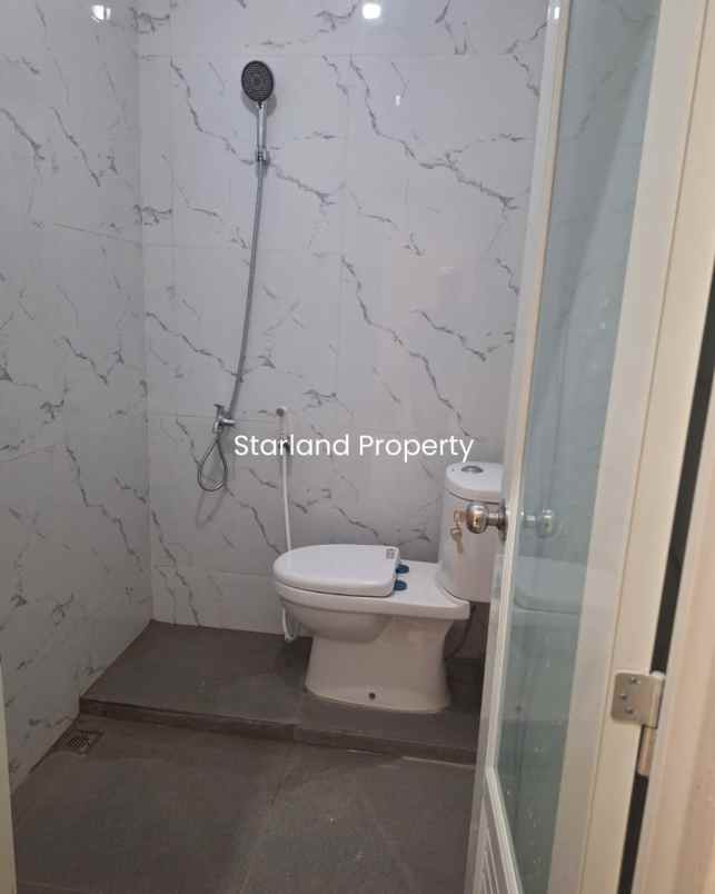 dijual rumah komplek deplu pondok aren