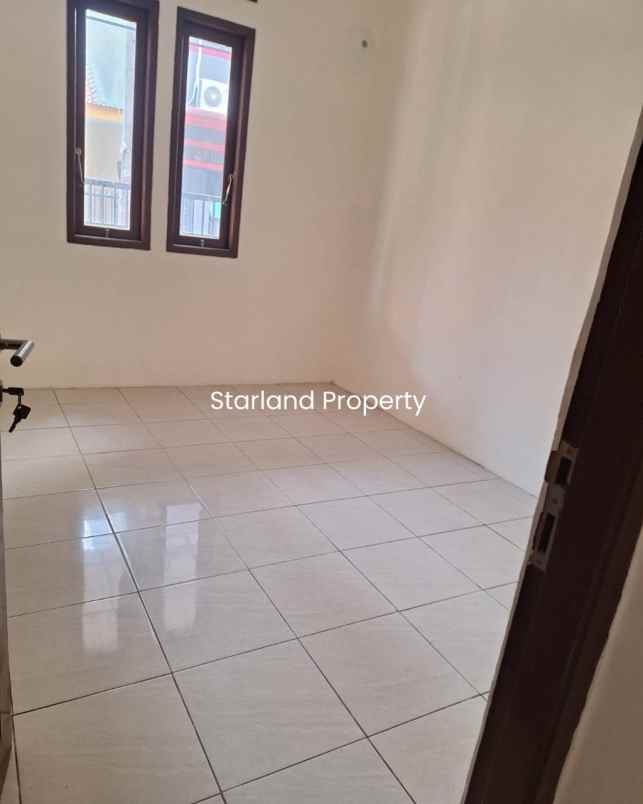 dijual rumah komplek deplu pondok aren