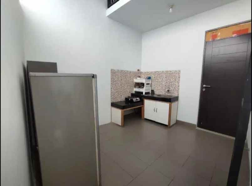 dijual rumah komplek grand sharon