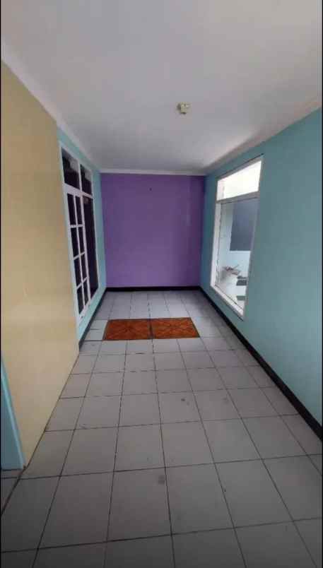 dijual rumah komplek grand sharon