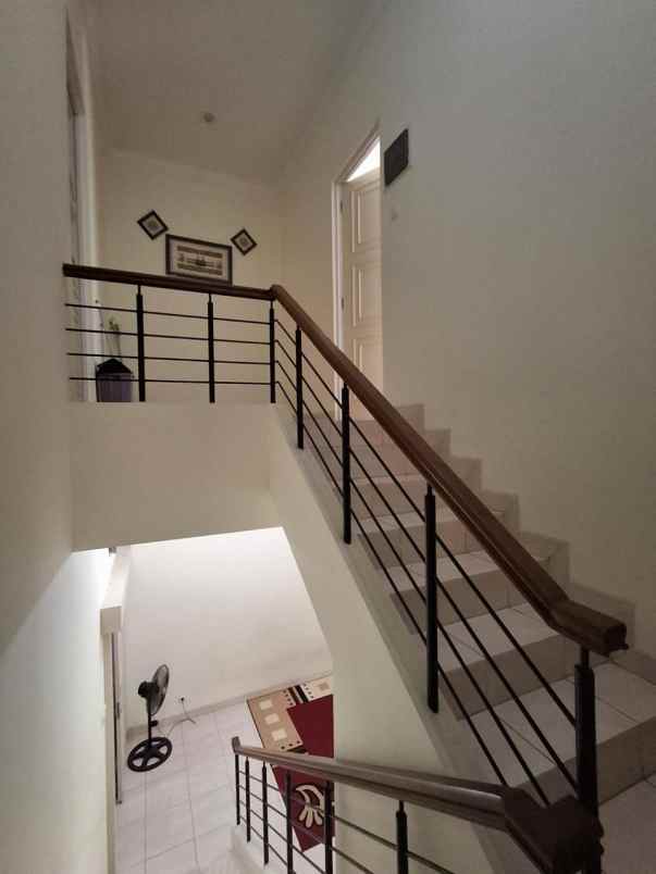 dijual rumah komplek royal residen pulo