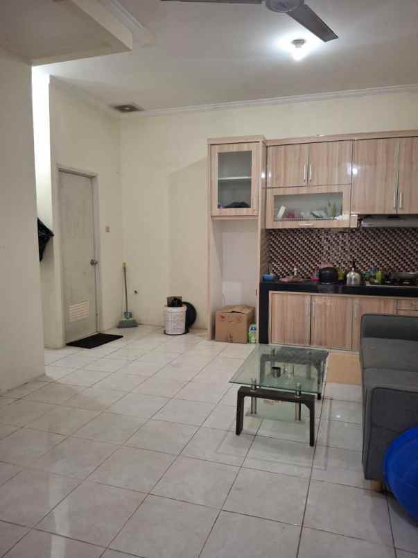 dijual rumah komplek royal residen pulo