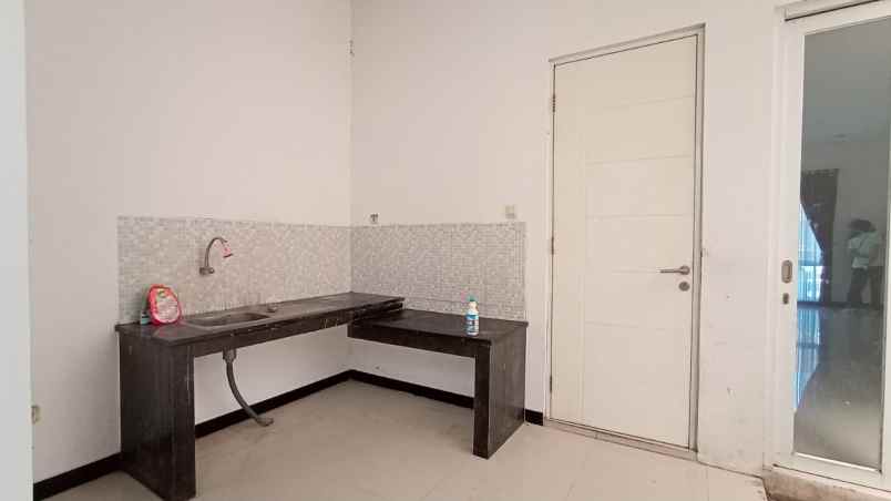 dijual rumah kopo