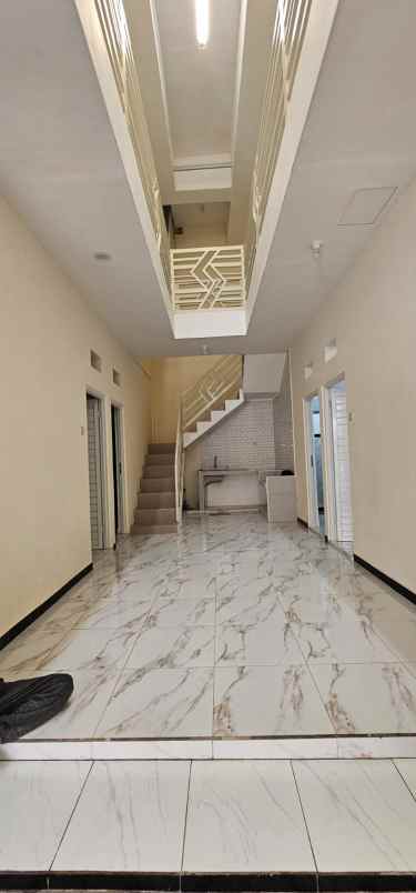 dijual rumah kost lokasi dekat kampus umm