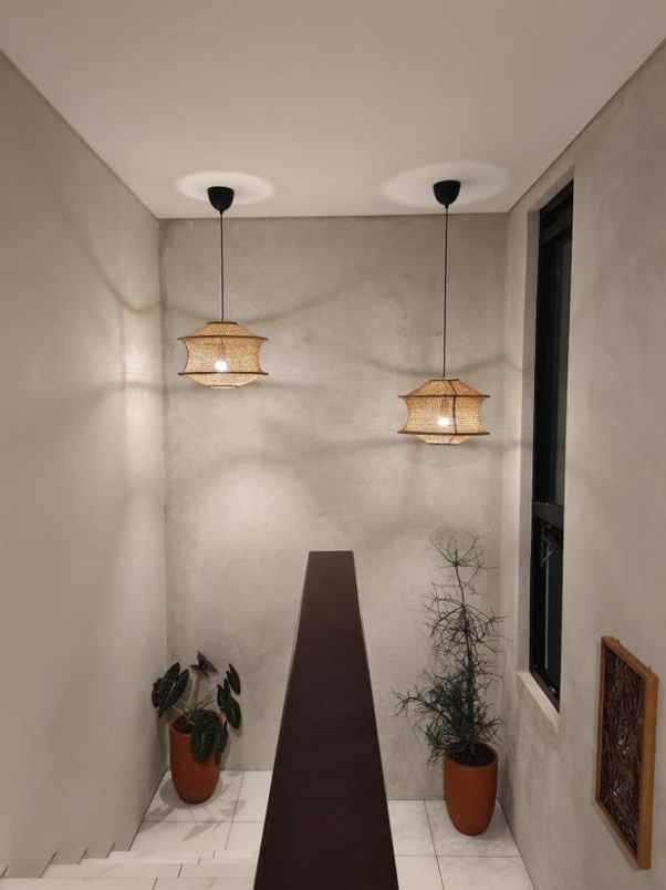 dijual rumah kota baru parahyangan