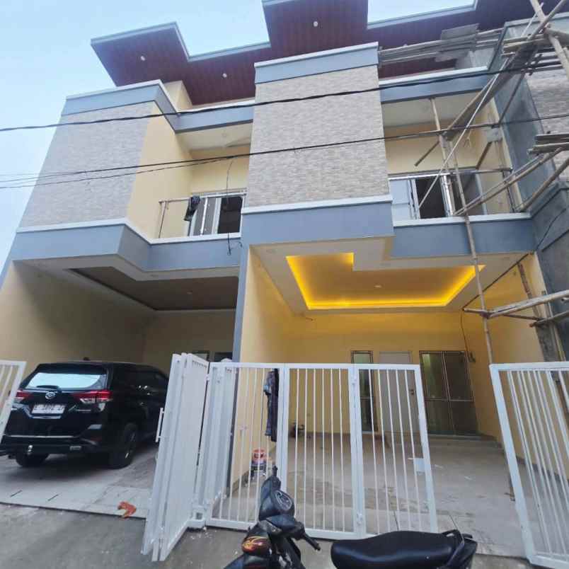 dijual rumah kota harapan indah bekasi
