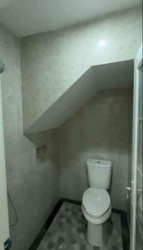 dijual rumah ksu sukmajaya depok