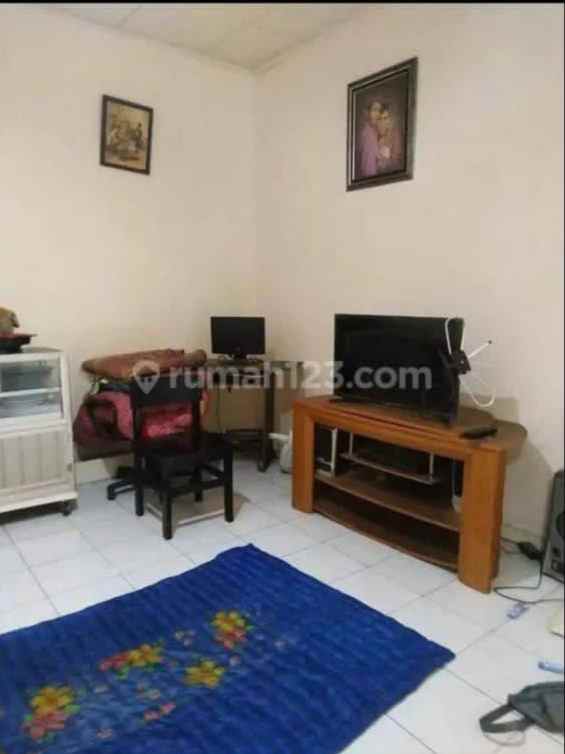 dijual rumah larangan indah