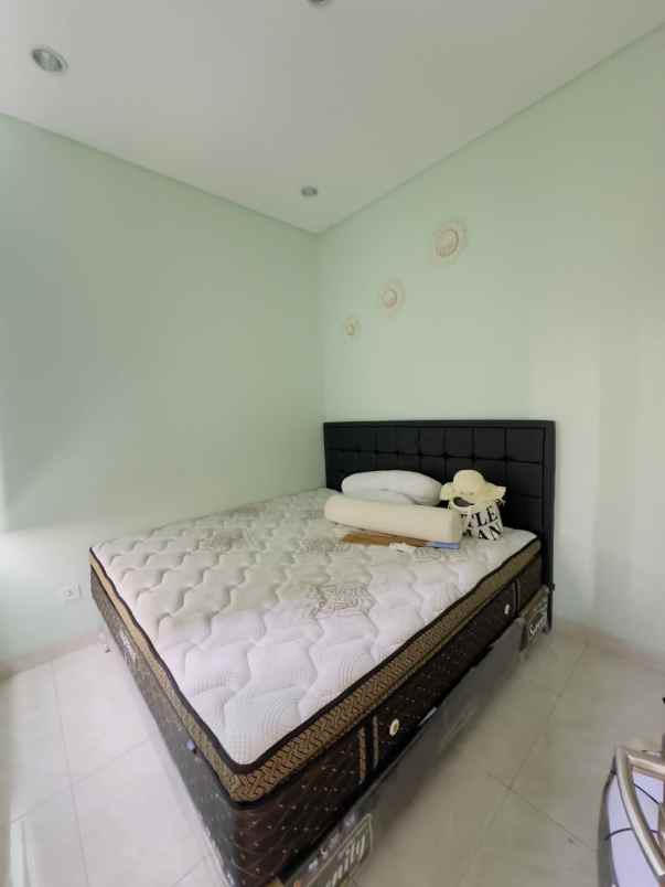 dijual rumah lavon swan city cluster