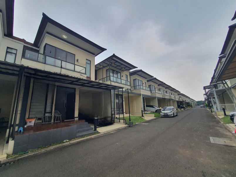 dijual rumah lavon swan city cluster
