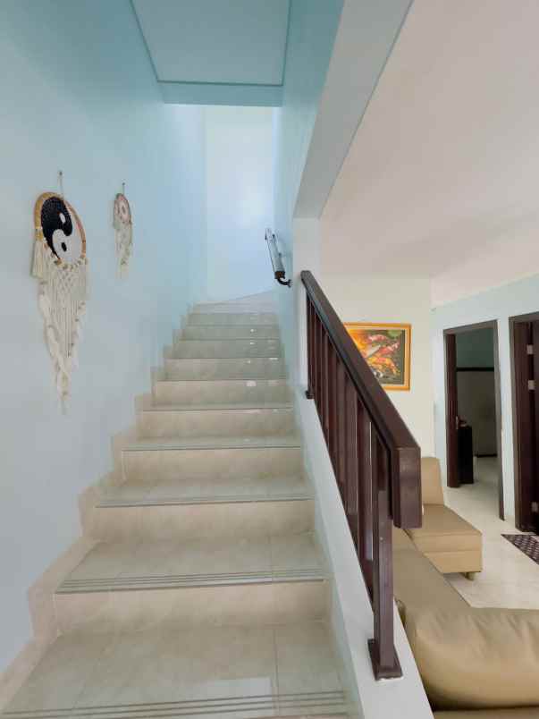 dijual rumah lavon swan city cluster