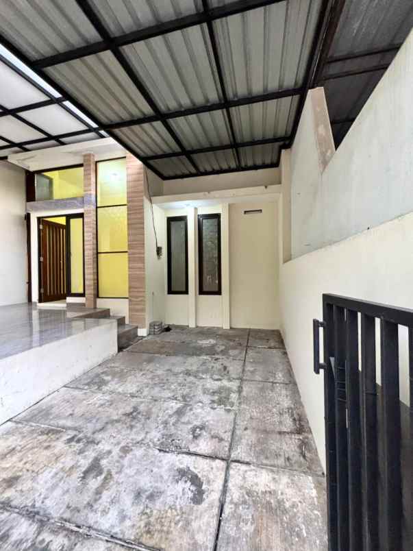 dijual rumah lokasi perumahan wagir malang