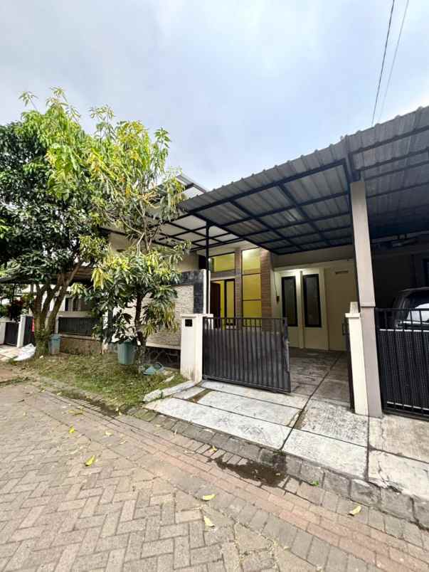 dijual rumah lokasi perumahan wagir malang